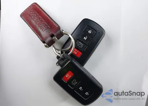 2017 Toyota Rav4 Limited from USA, damaged, VIN JTMDFREV8HJ701268